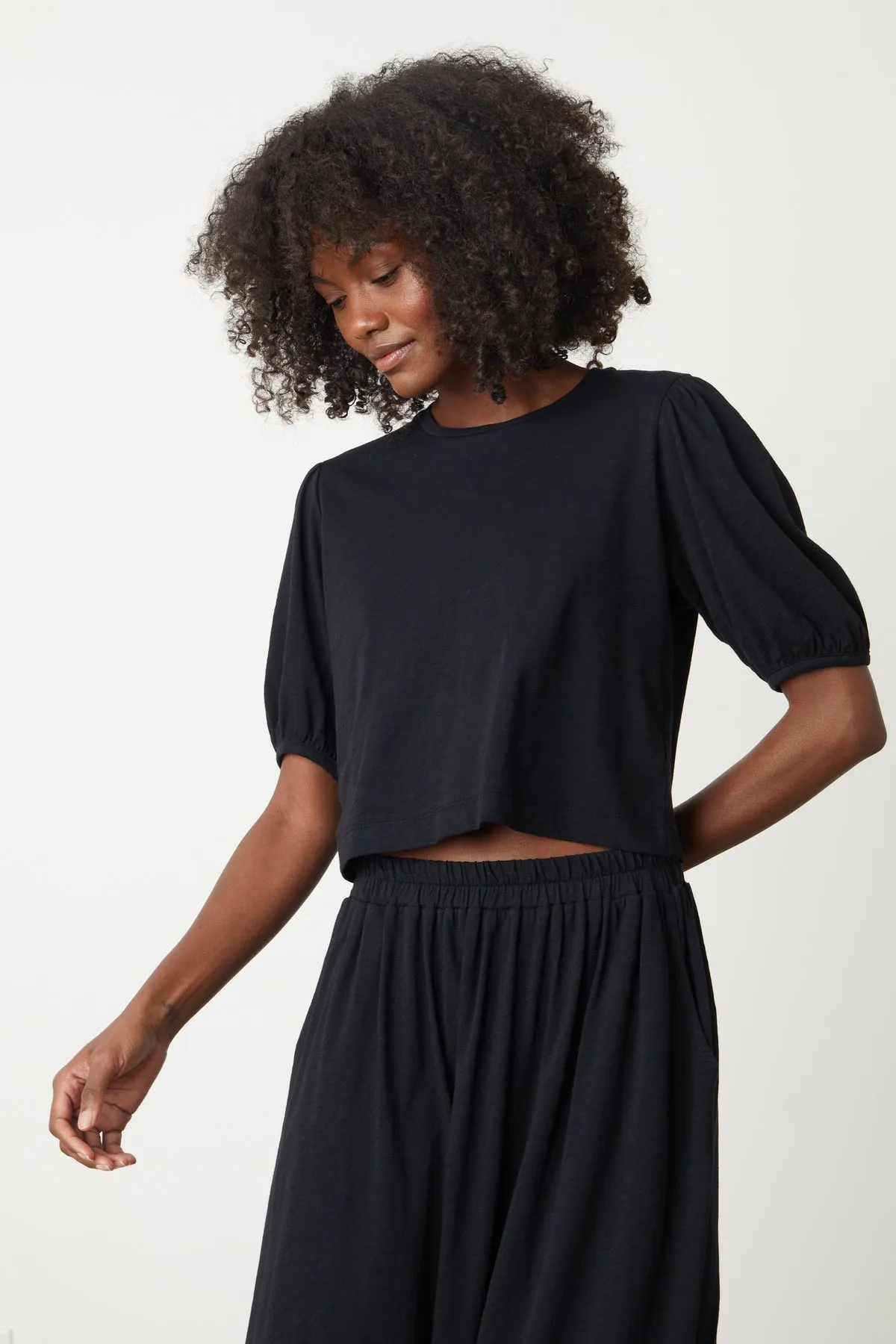 HILARY PUFF SLEEVE CROPPED TEE