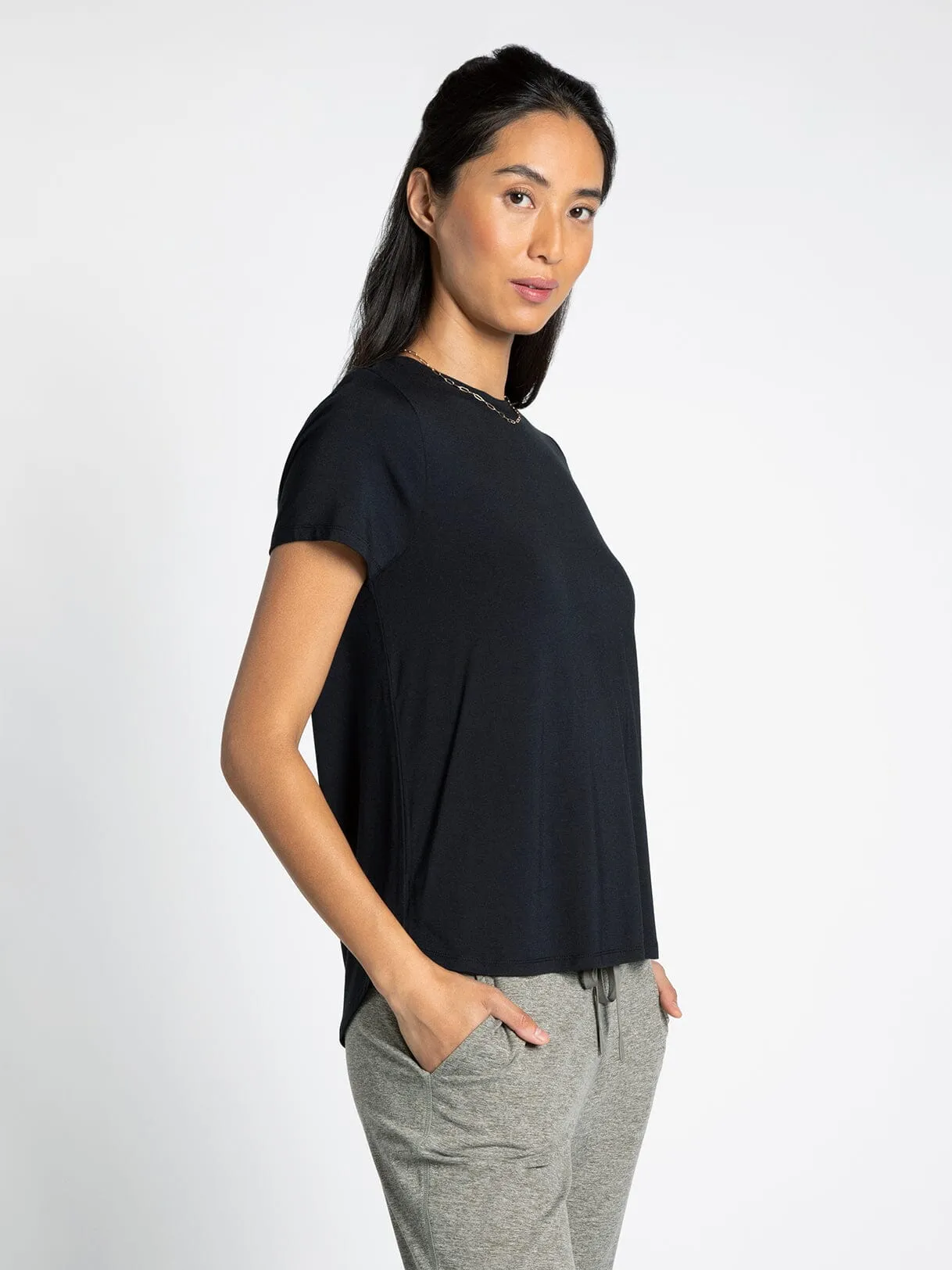 NIKKIE TEE - PREPACK 6 UNITS
