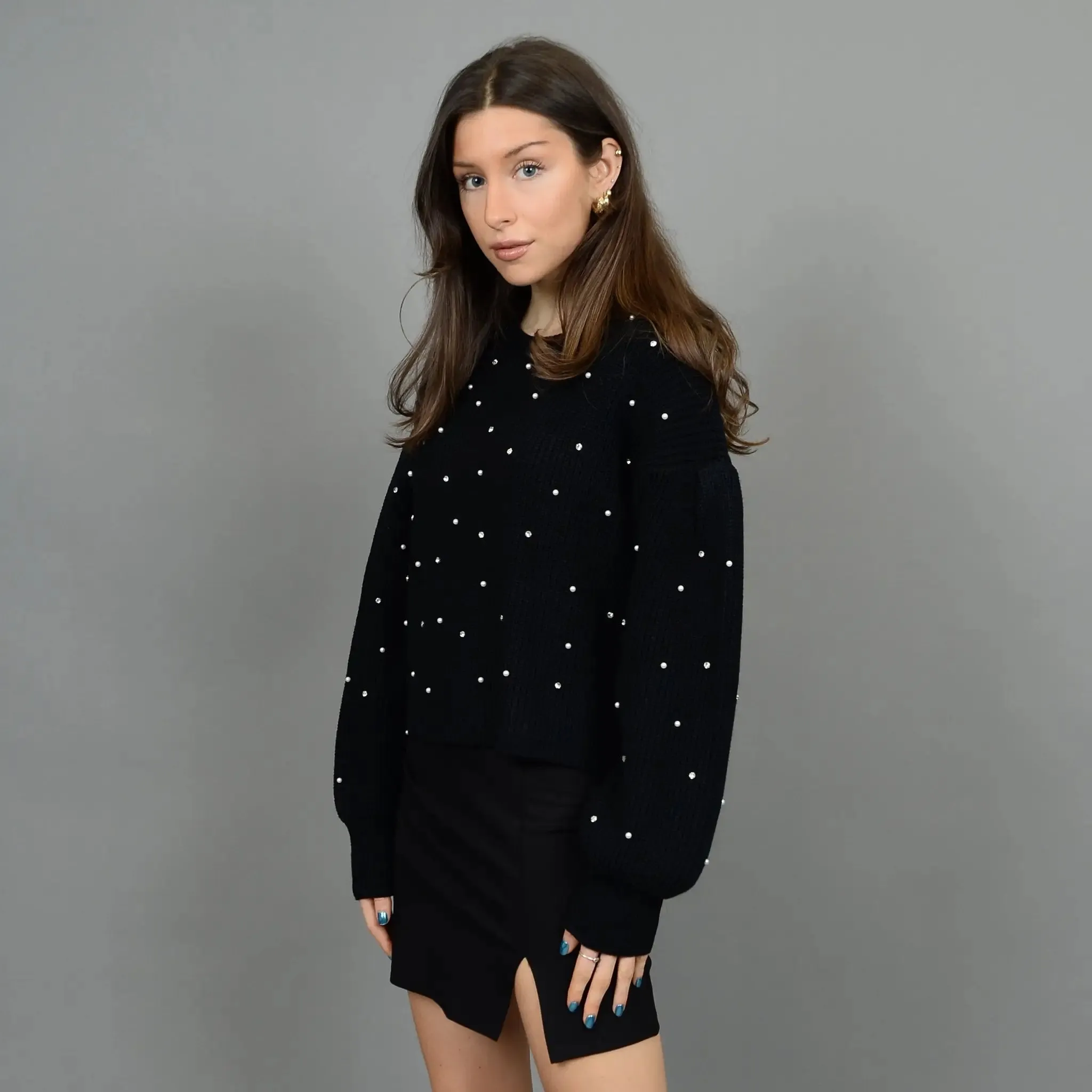 Niri Long Sleeve Pull Over Sweater